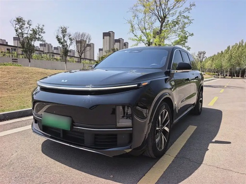 Li Auto L8 2023