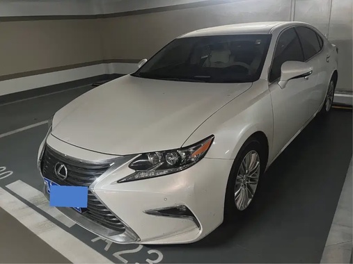 Lexus ES 2015