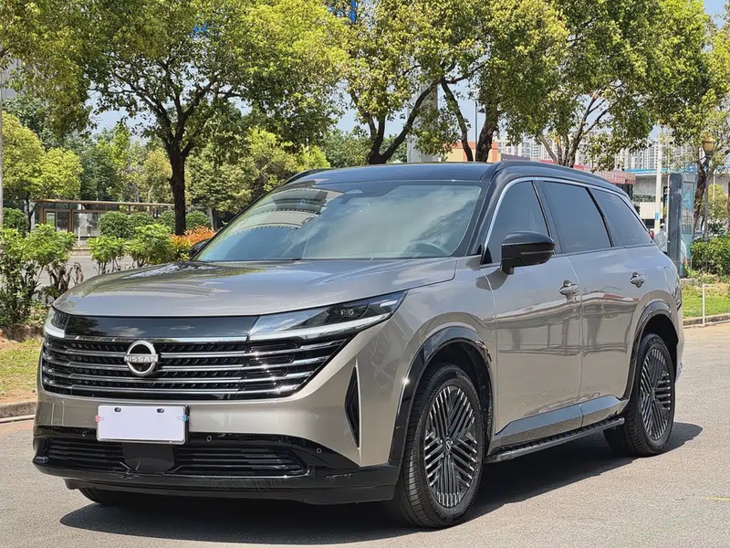 Nissan Teramont