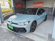 Volkswagen Passat 2024