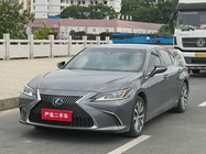Lexus ES 2021