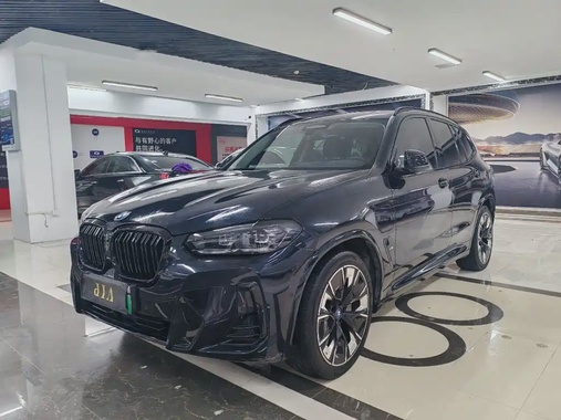 BMW iX3 2022