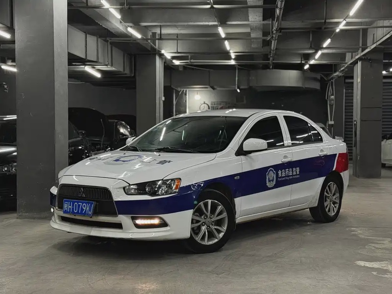 Mitsubishi Lancer EX