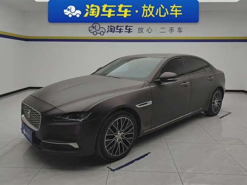 Jaguar XE