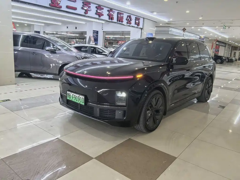 Li Auto L9
