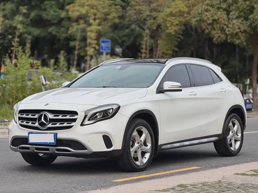 Mercedes-Benz GLA-Class 2019