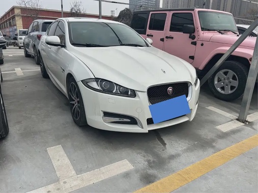 Jaguar XF 2013