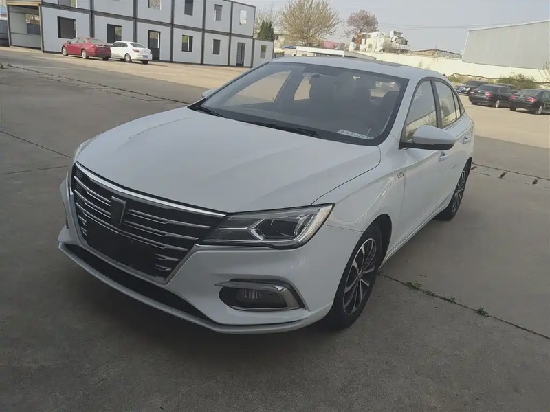 Roewe i5