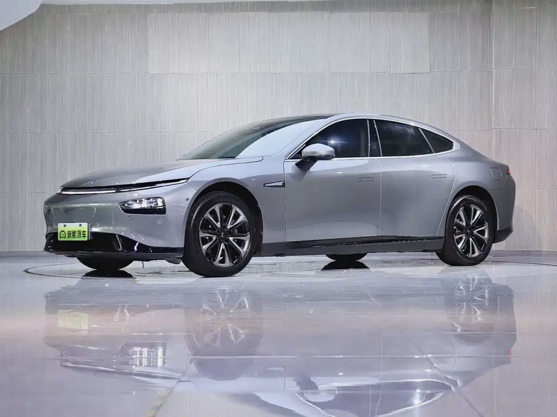XPeng P7
