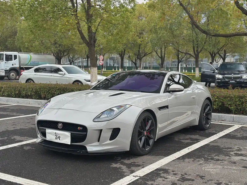 Jaguar F-TYPE