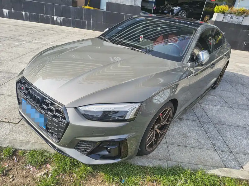 Audi S5