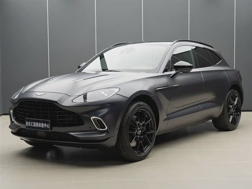 Aston Martin DBX 2022