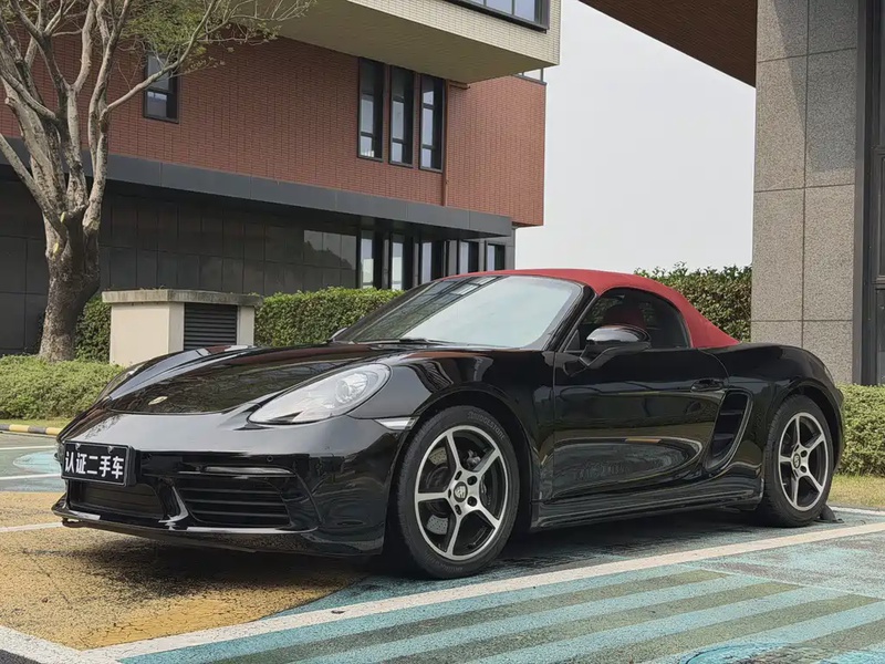Porsche 718