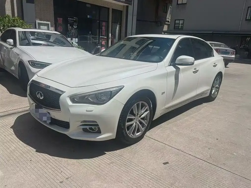 Infiniti Q50 2016