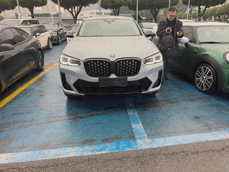 BMW X4
