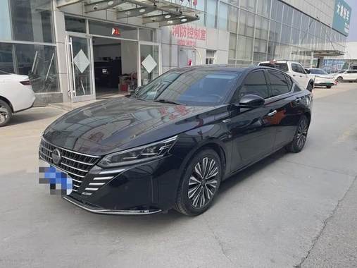 Nissan Teana 2024