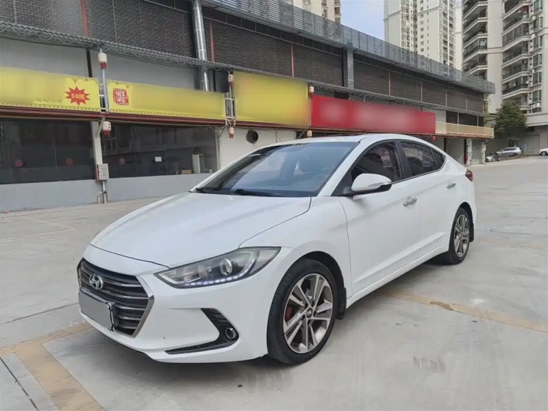 Hyundai Elantra