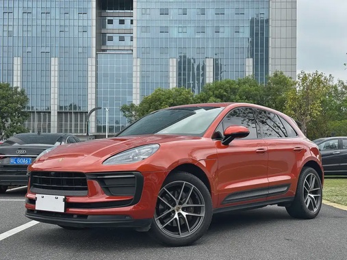 Porsche Macan 2022