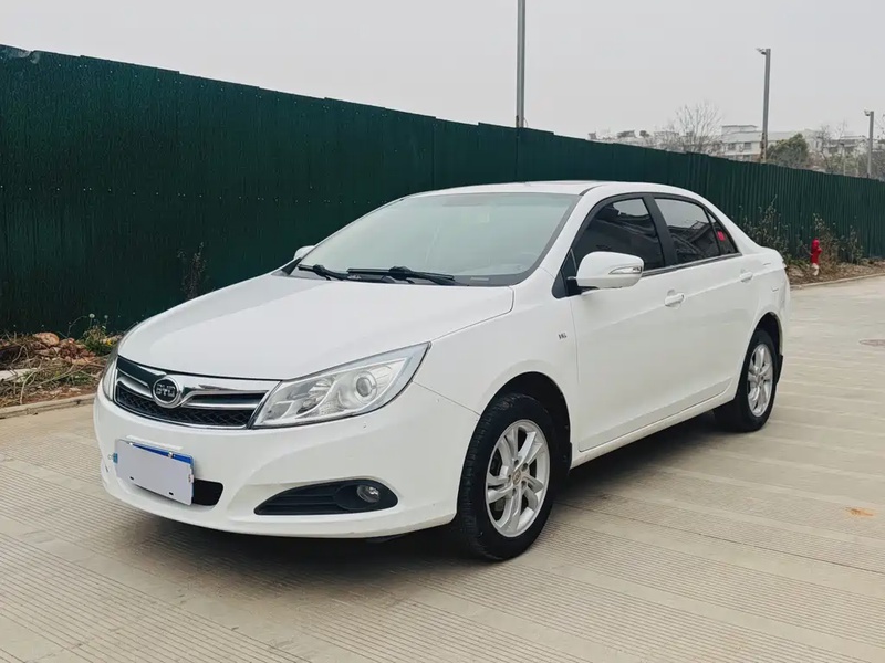 BYD Surui