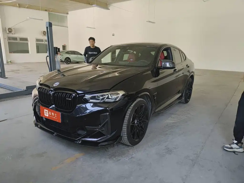 BMW X4M