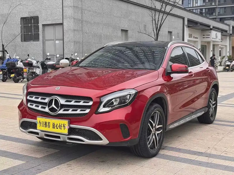 Mercedes-Benz GLA-Class