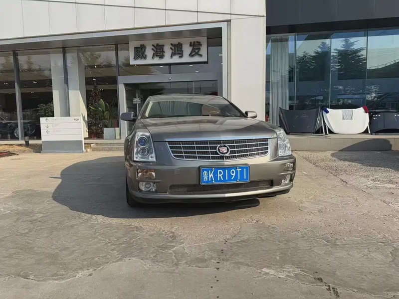 Cadillac SLS