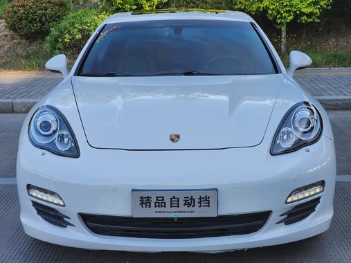 Porsche Panamera 2012