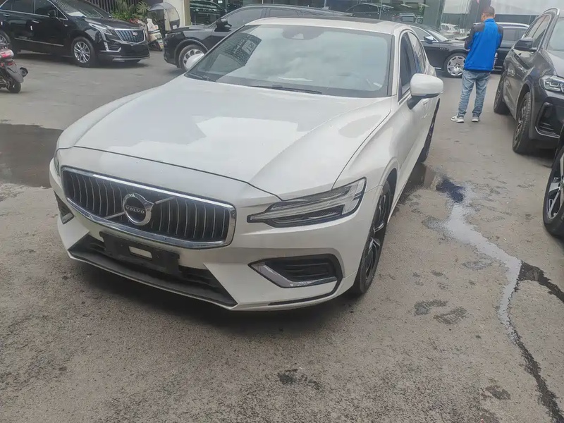 Volvo S60