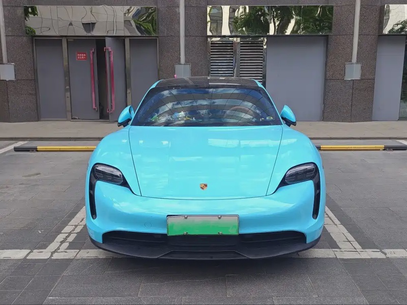 Porsche Taycan