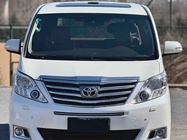 Toyota Alphard 2015