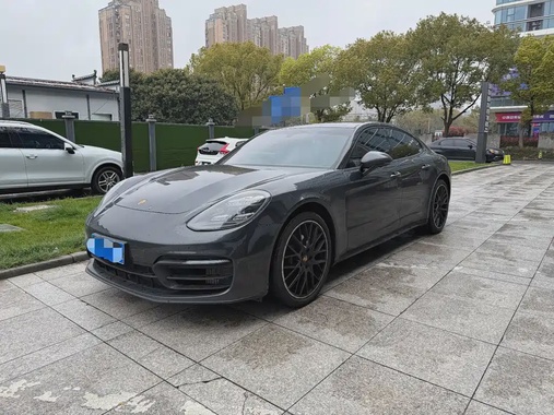 Porsche Panamera 2022