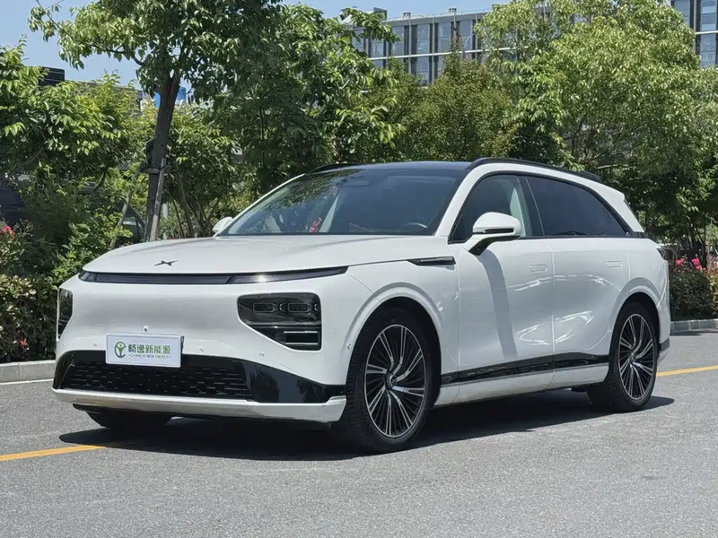 XPeng G9