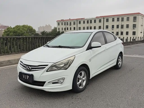 Hyundai Verna 2016