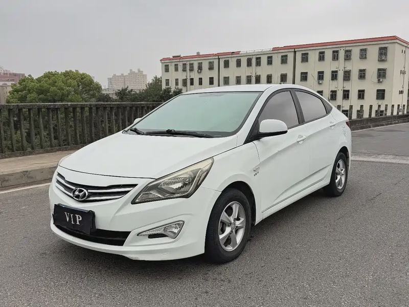 Hyundai Verna
