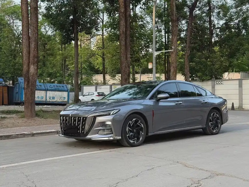 Hongqi H6