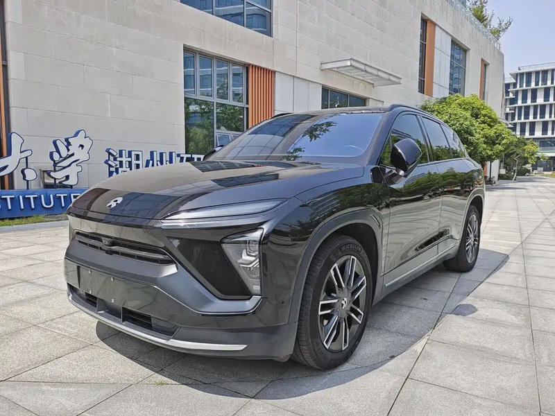 NIO ES6