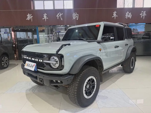 Ford Bronco 2024