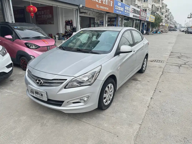Hyundai Verna