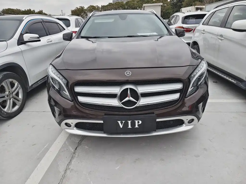 Mercedes-Benz GLA-Class