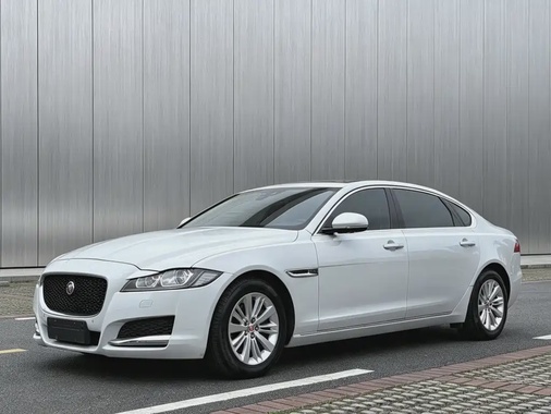 Jaguar XF 2016
