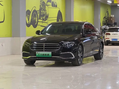 Mercedes-Benz E-Class 2022