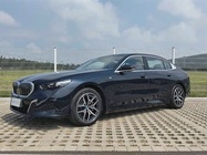 BMW i5 2025