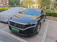 Volkswagen Passat 2024