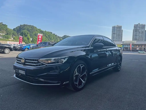 Volkswagen Magotan 2025