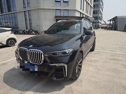 BMW X7 2021