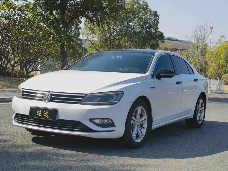 Volkswagen Lamando