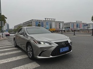 Lexus ES 2023