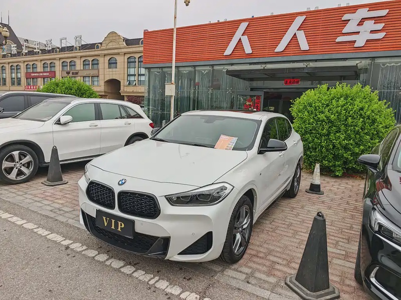BMW X2
