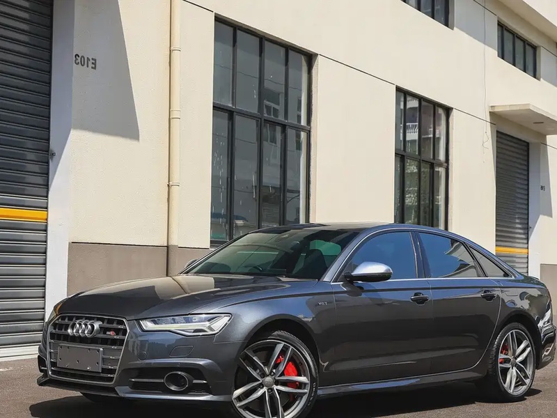 Audi S6