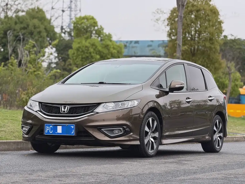 Honda Jade